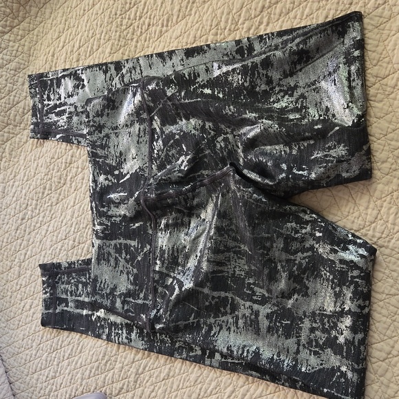 Lululemon Wunder Under - Picture 4 of 6